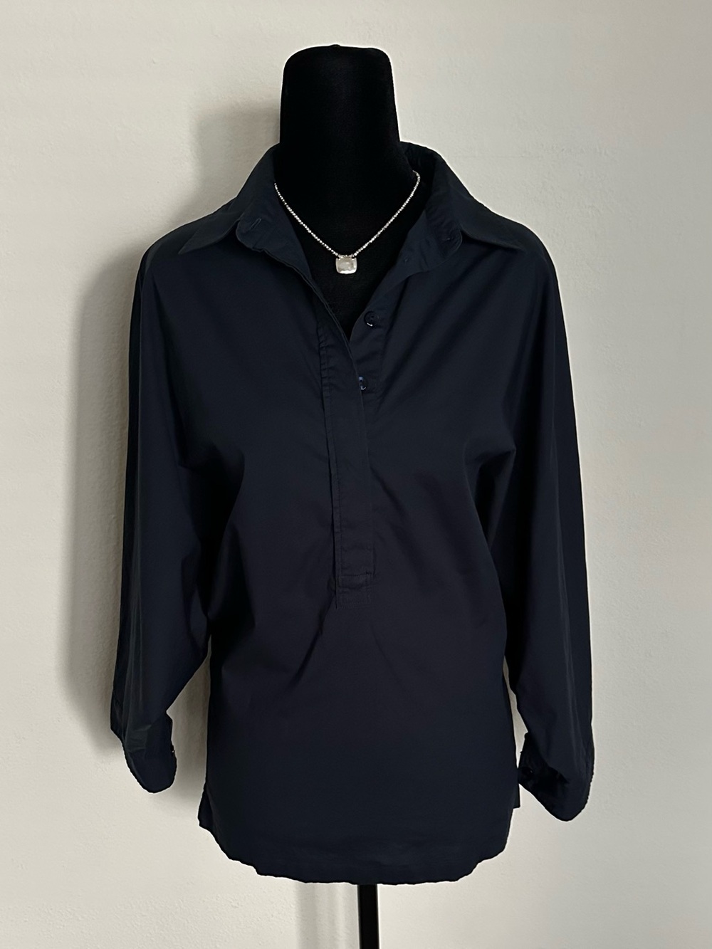 MaxMara Navy Relaxed Button-Front Blouse - Picture 2 of 13
